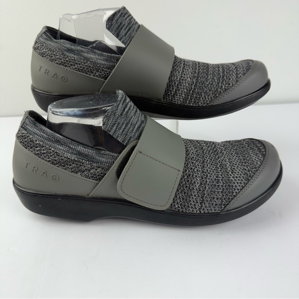 Traq by Alegria Womens 42 (US 11.5-12) Charcoal Gray Quik Smart Walking Shoe
